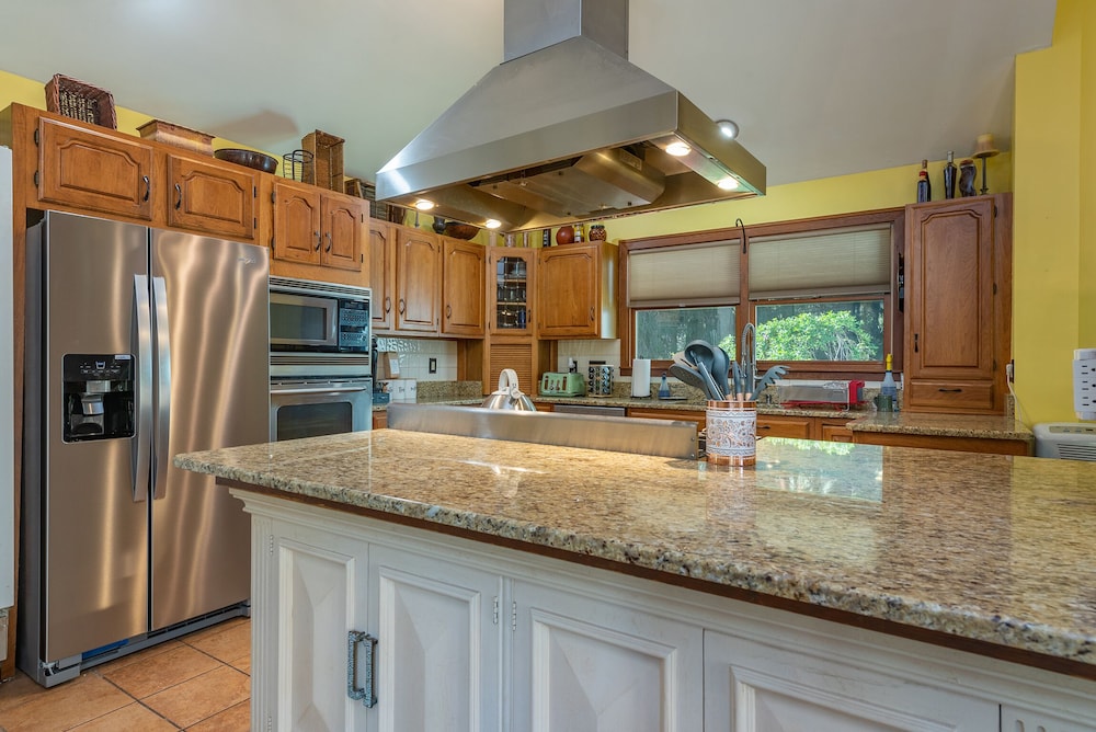 Engadine Inn  Cabins - Property Image 145