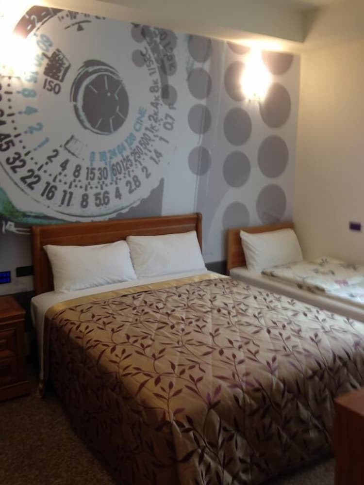 Lucky Hotel