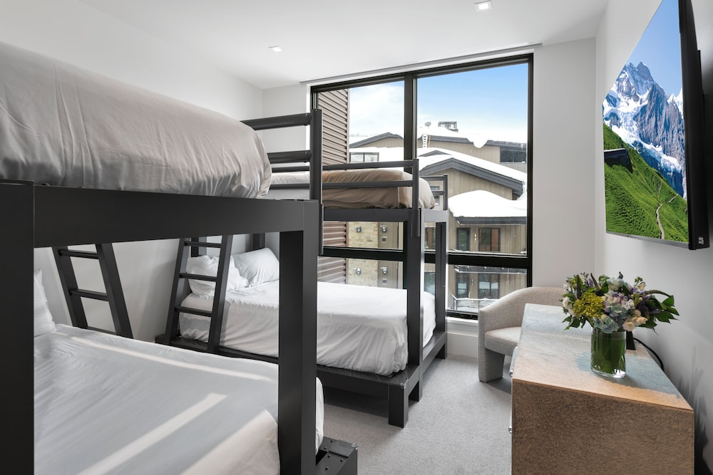 Argent at Deer Valley Resort - Three Bedroom Deluxe #504 3 Condo