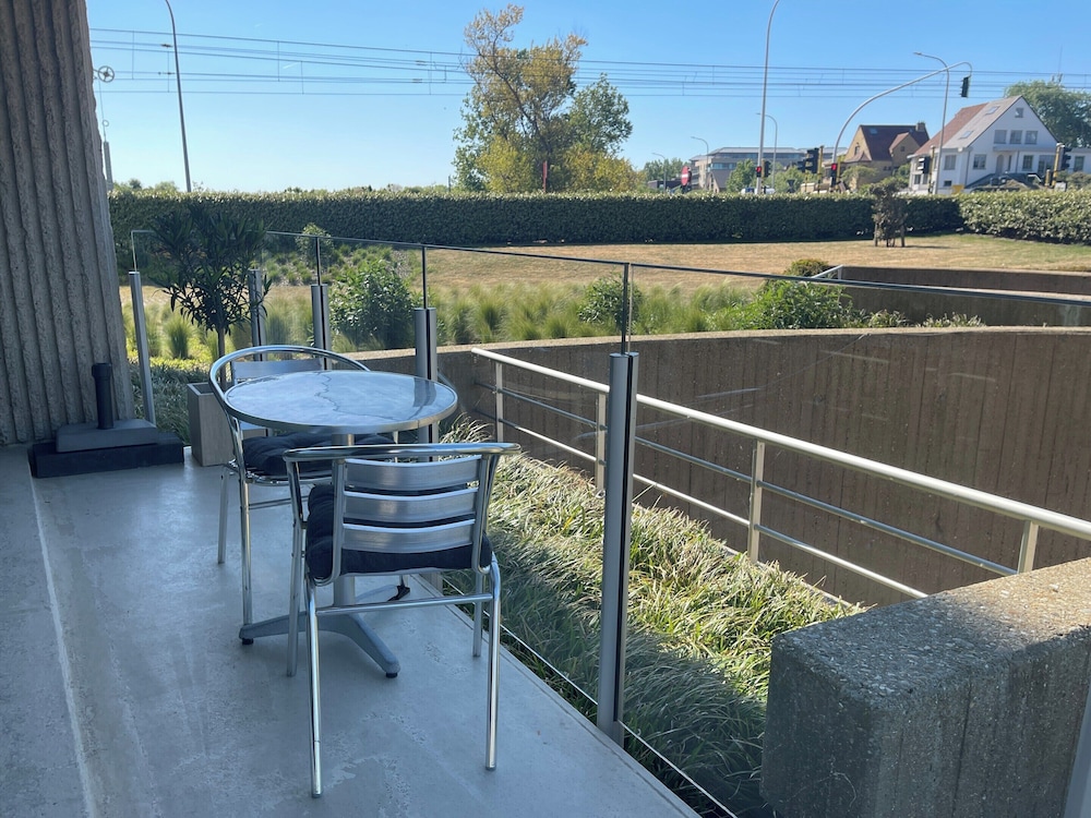 Apartment in Nieuwpoort Near Sandy Beaches