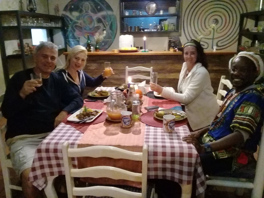 Stone Circle Lodge & Tours view 5