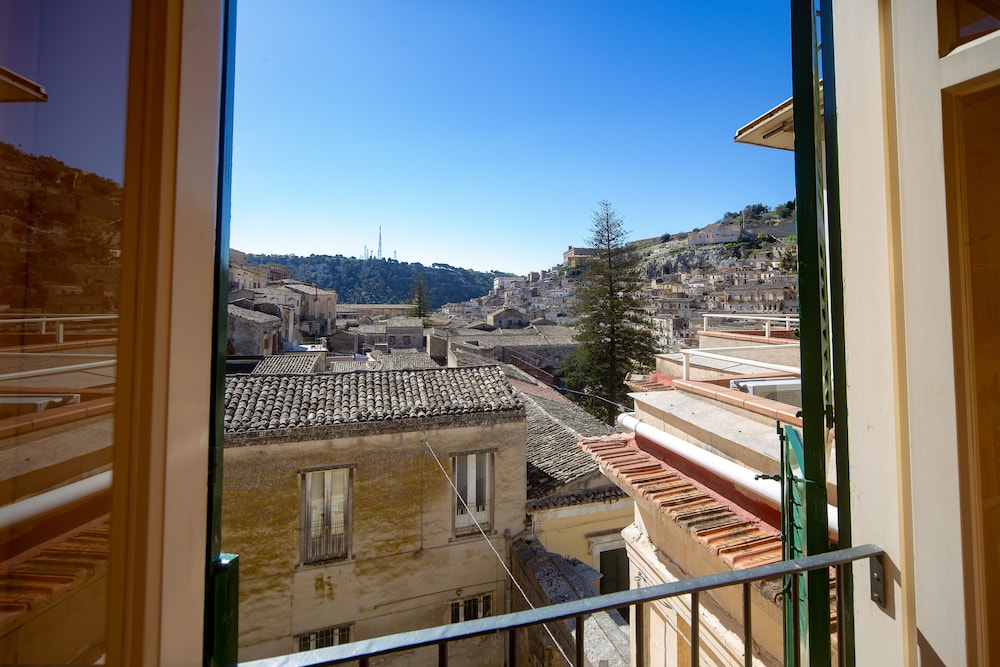 Modica Vacations - Casa Albergo Portale Pirrera - Property Image 31