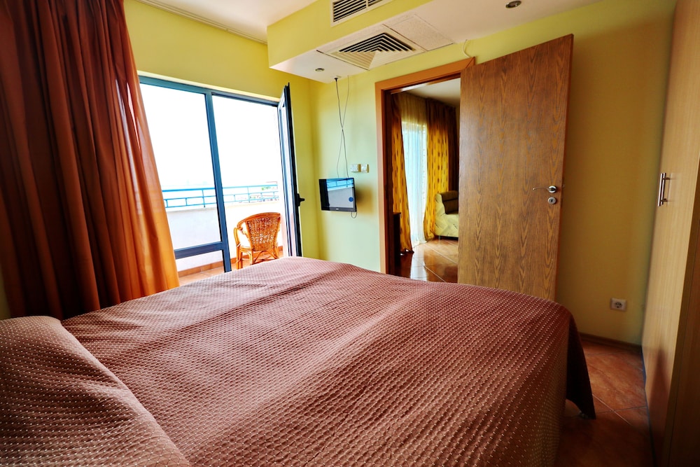 Nessebar Vacations - Bora Bora - Property Image 12