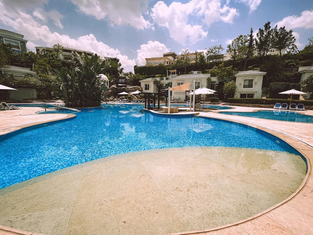 Vesta - Luxury APT - 1BR - Mountain View Residence