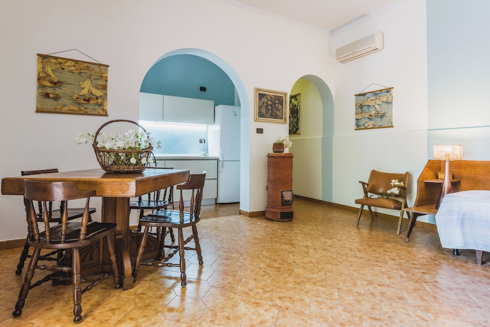Galatea e Giardino delle Esperidi apartments with pool by Wonderful Italy