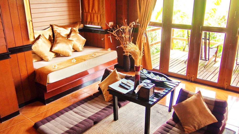 Baan Laanta Resort and Spa