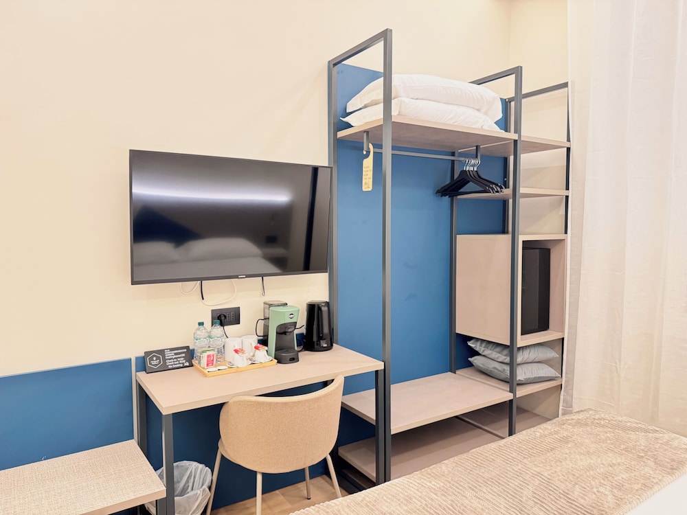 HoneyComb GuestHouse