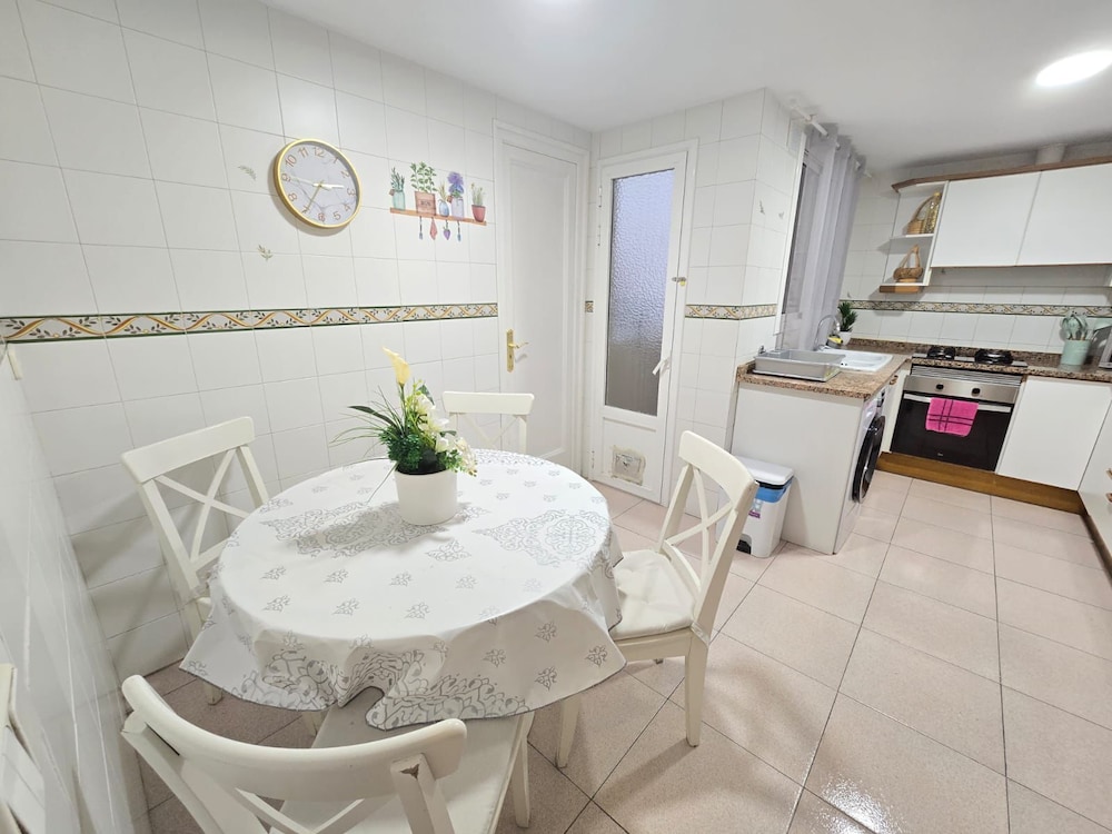 Rooms Villarroel