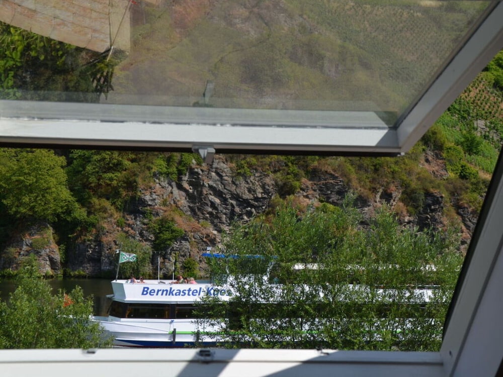 Halfenschanke Modern Retreat