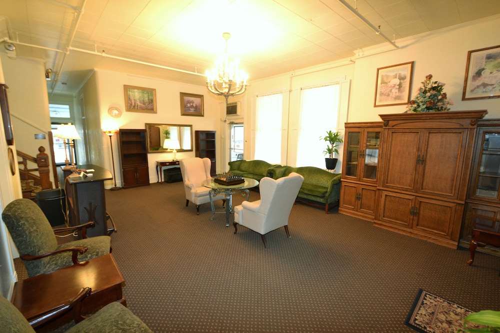 Perfect Stay Inn & Suites
