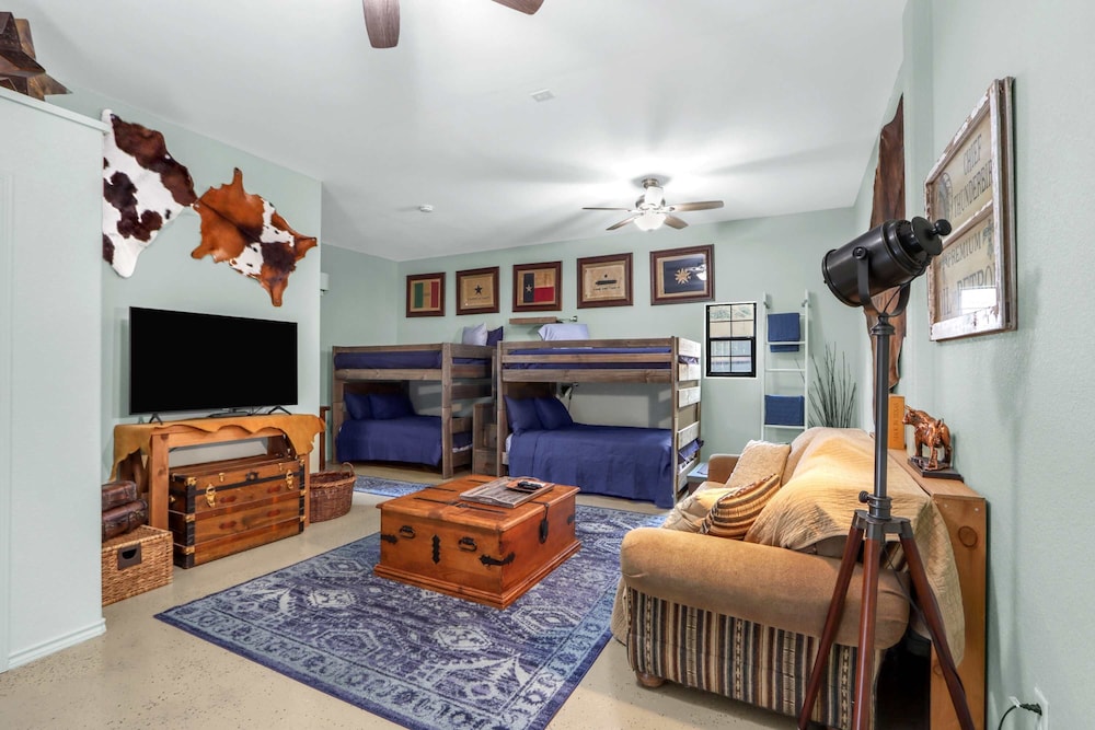 The Haven Texas-sized Getaway for 12!