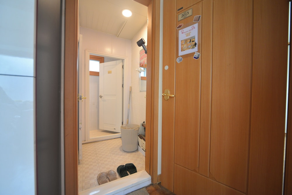 Helloworld guesthouse