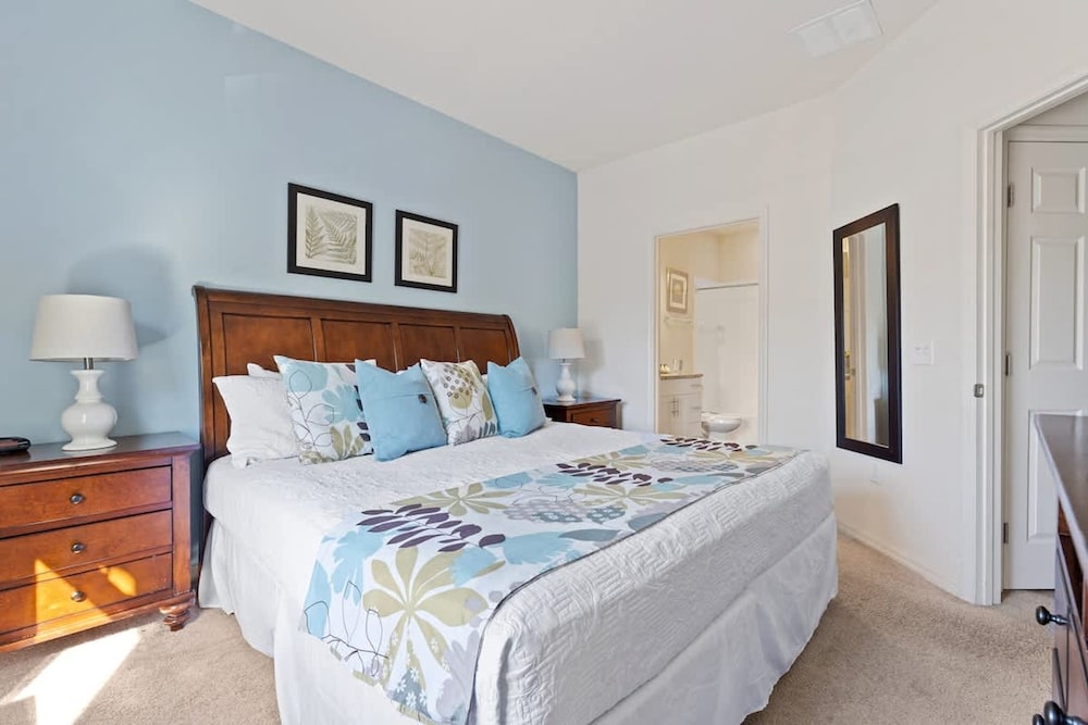 Charming Townhouse 4 BR up to 12 People Wl8972