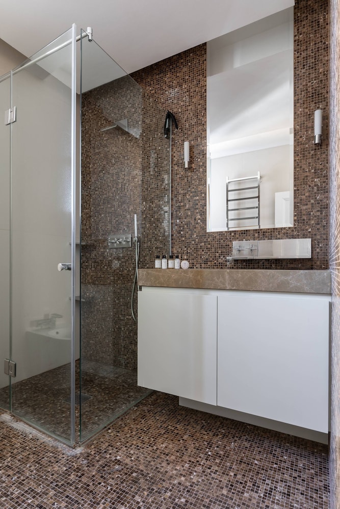 Hans Road II by Onefinestay
