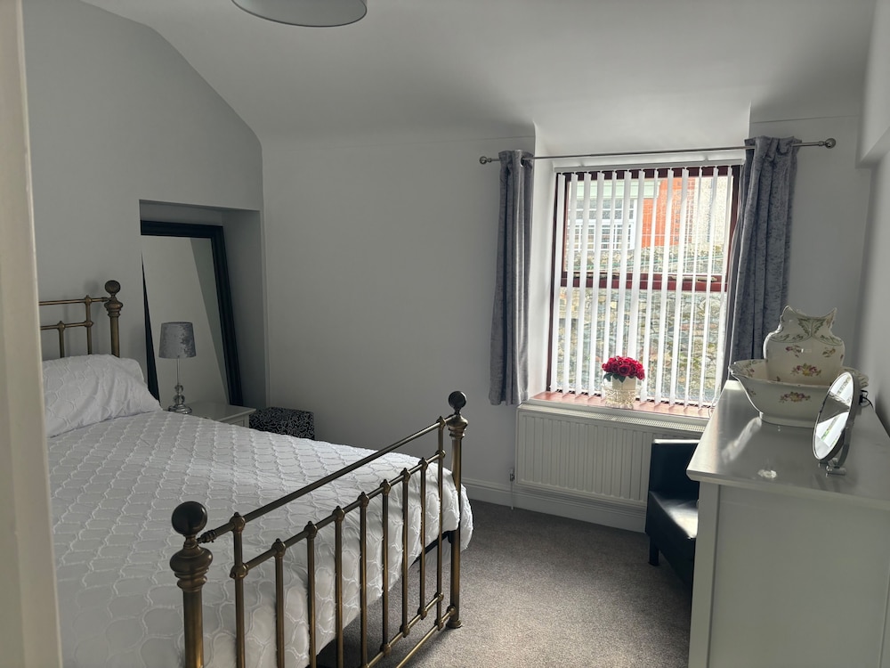 Penmaenmawr Coastal Retreat