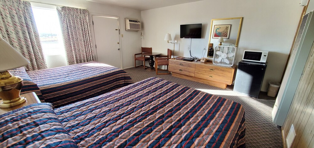 Budget Inn