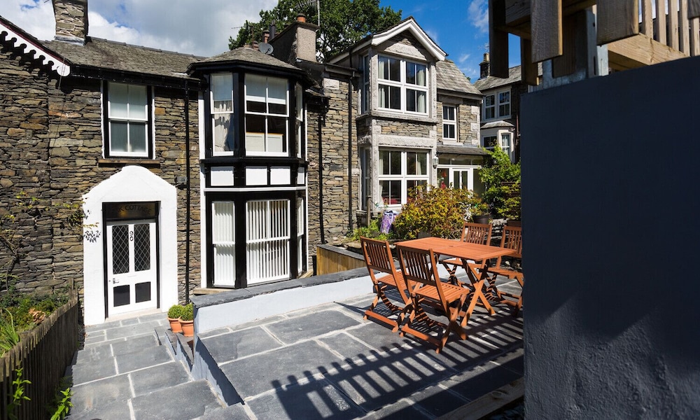 Oak Cottage