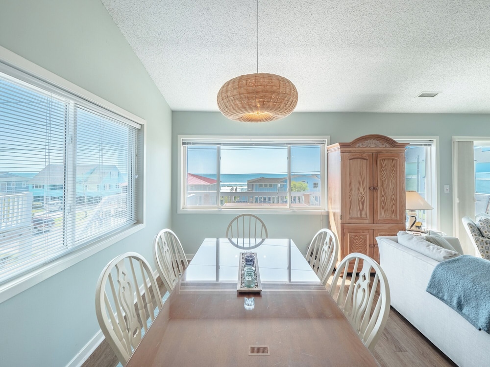 Blue Haven by Topsail Realty