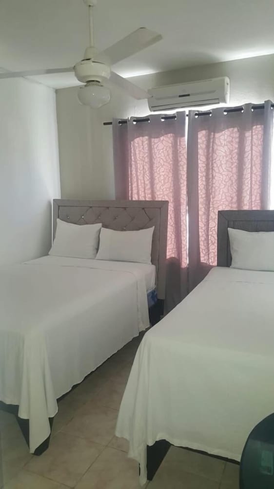 Hotel Casa Docia - Double Room With Balcony 2 Adults 1 Child - 2 view 3