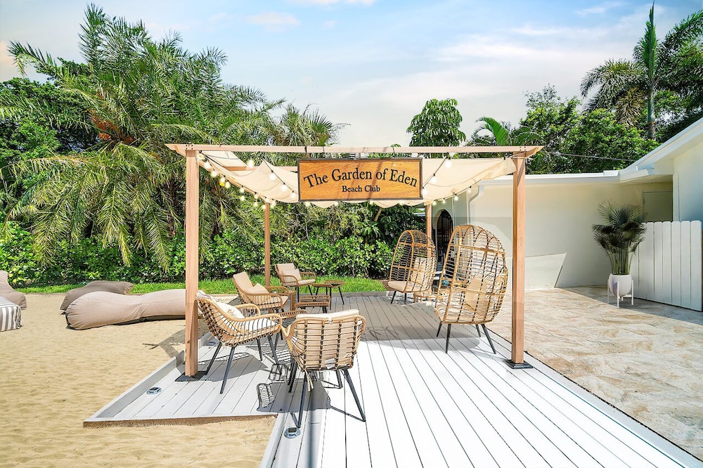 The Garden of Eden | Beautiful Villa w/ Pool & Game Room