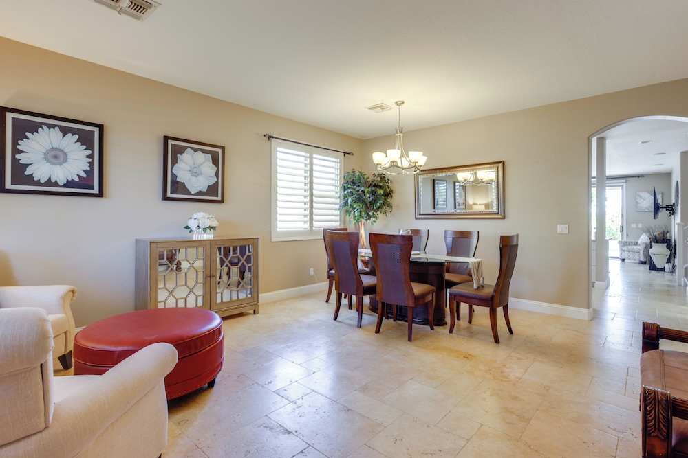Private Yard & Fairway View: Phoenix Golf Retreat!