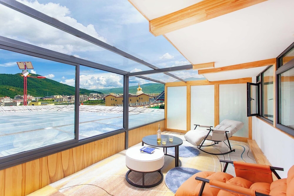 The Peak Living