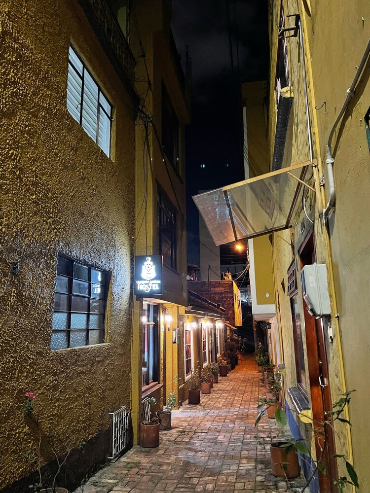 Usaquen Station Hostel view 3