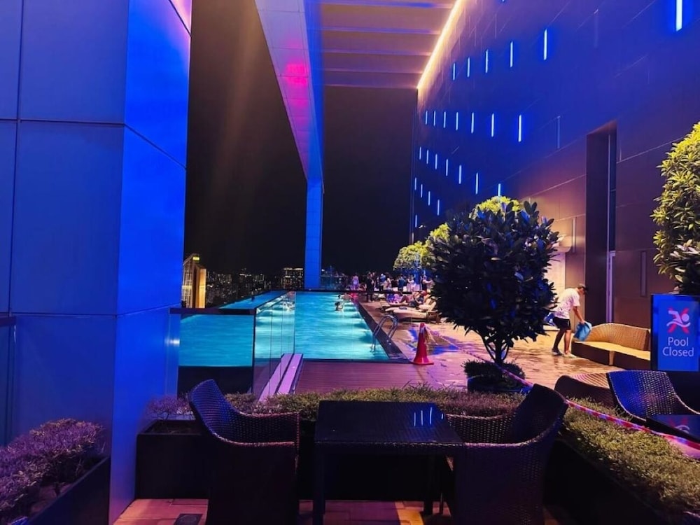 The Platinum Suites KLCC By Sky Pool
