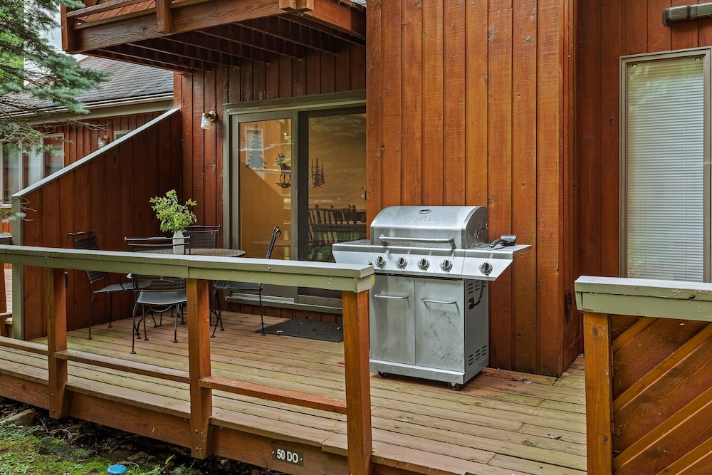 Doe s Delight by Avantstay Peaceful Lake Retreat