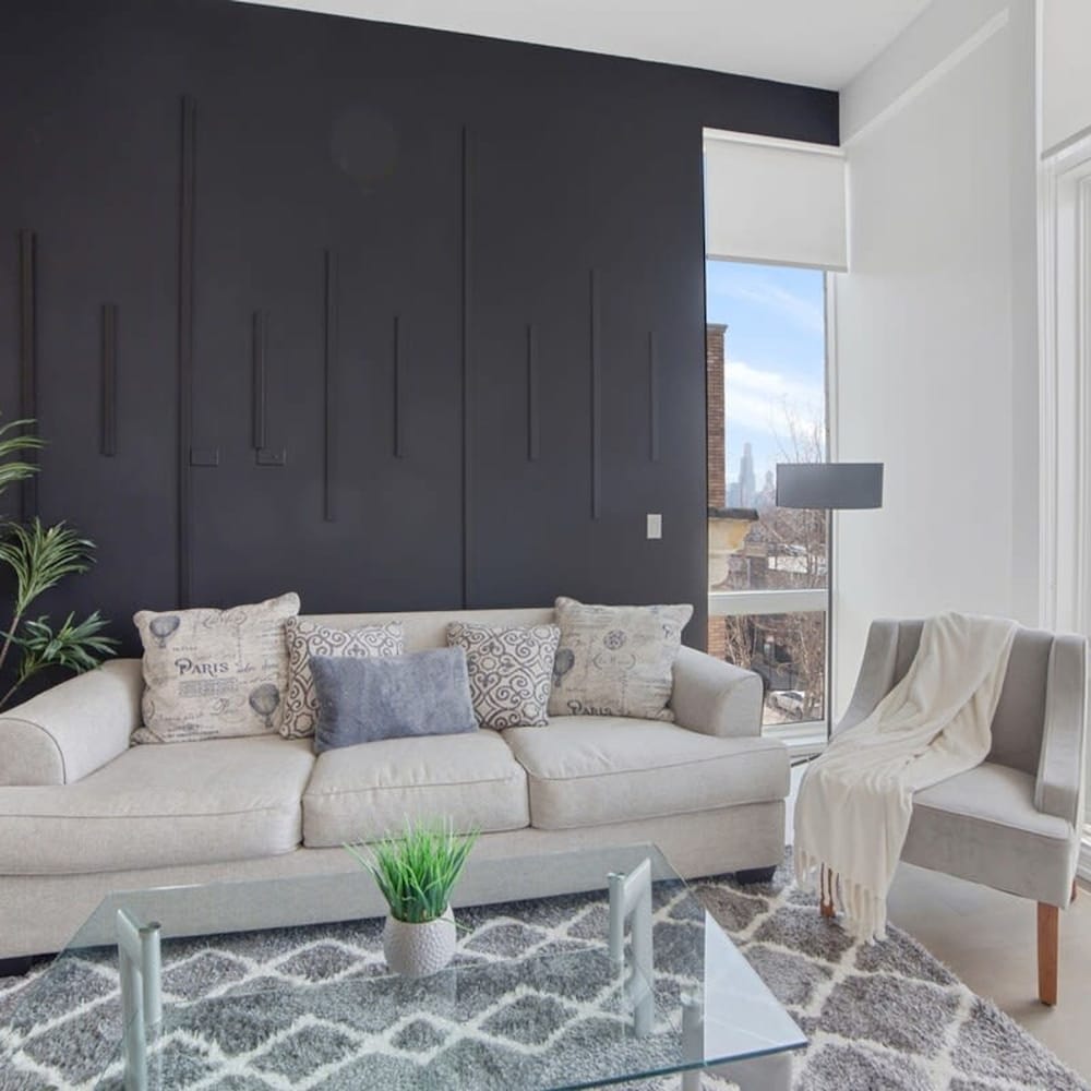 4-bedroom Penthouse w 2 Large Balconies Rooftop