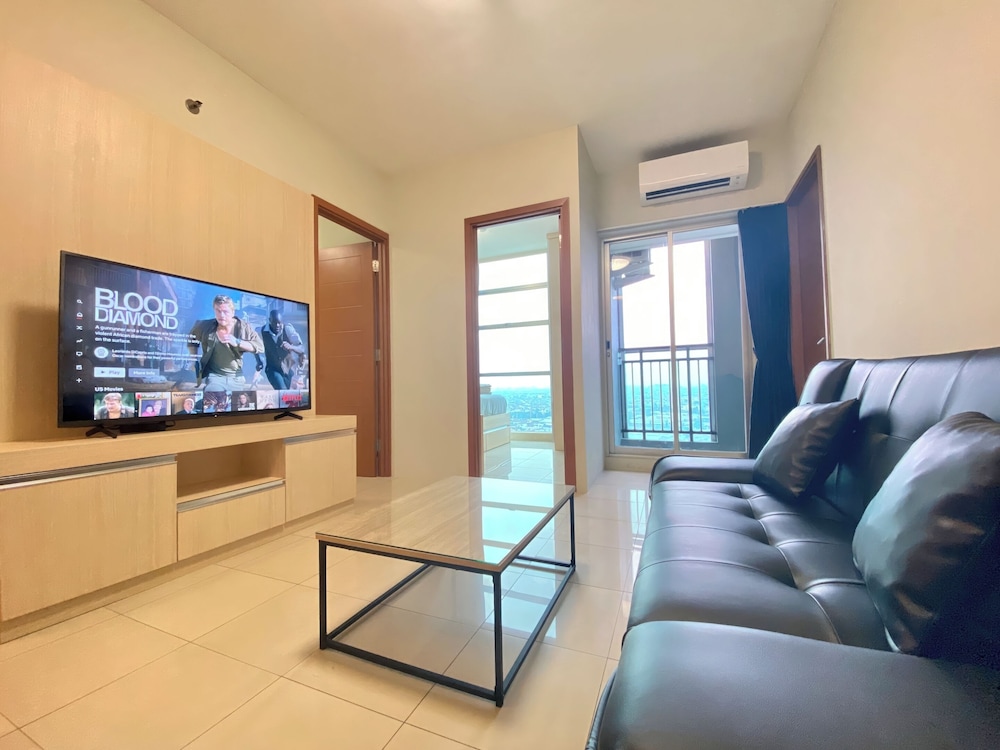 Genius Jakarta - Gading Greenhill Apt