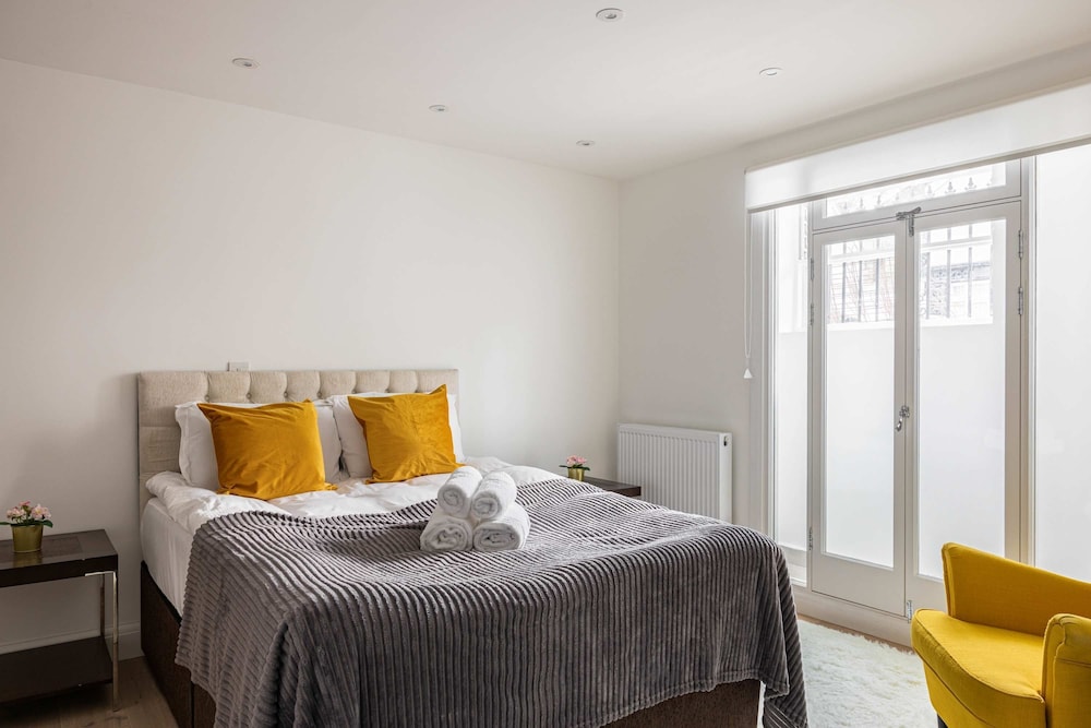 The Kensington Retreat