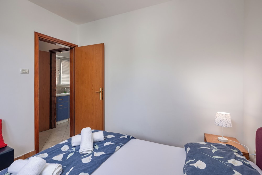 Peaceful Retreat Apartments With Terrace