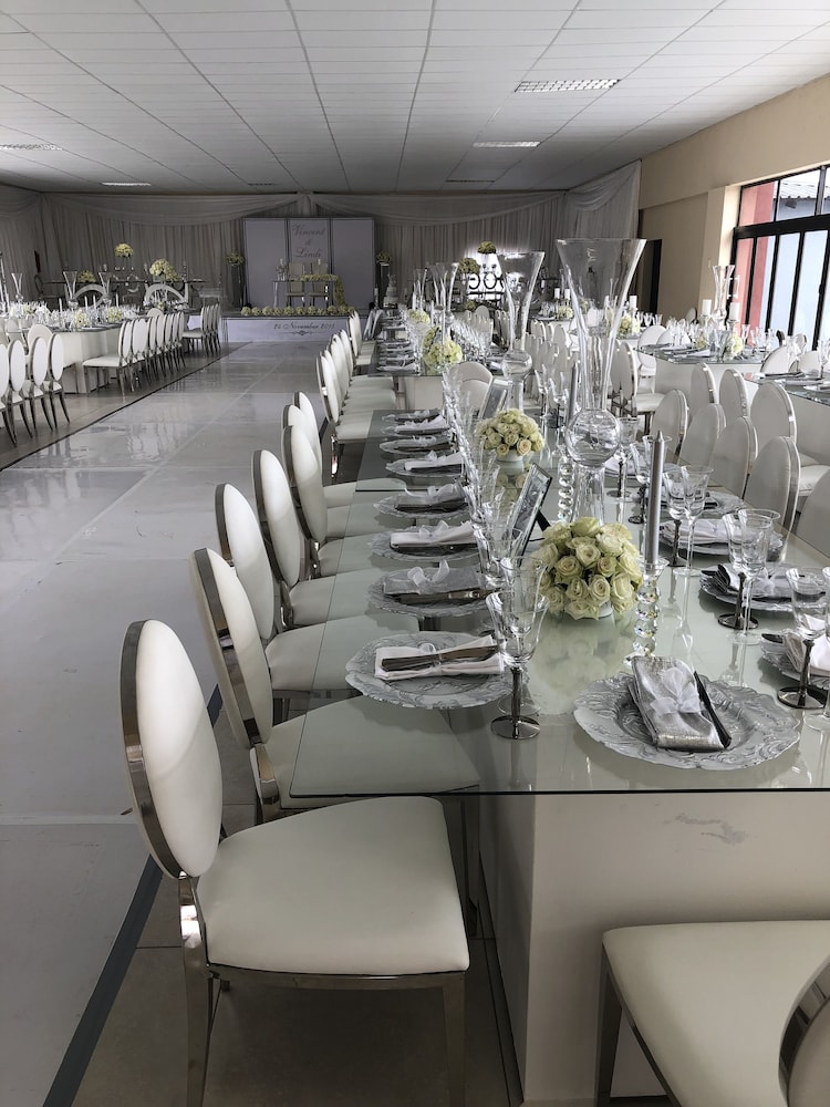 meeting & event spaces