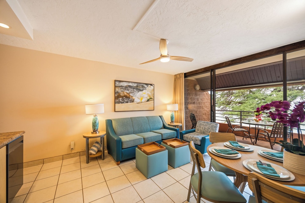 Kuleana Club - 715