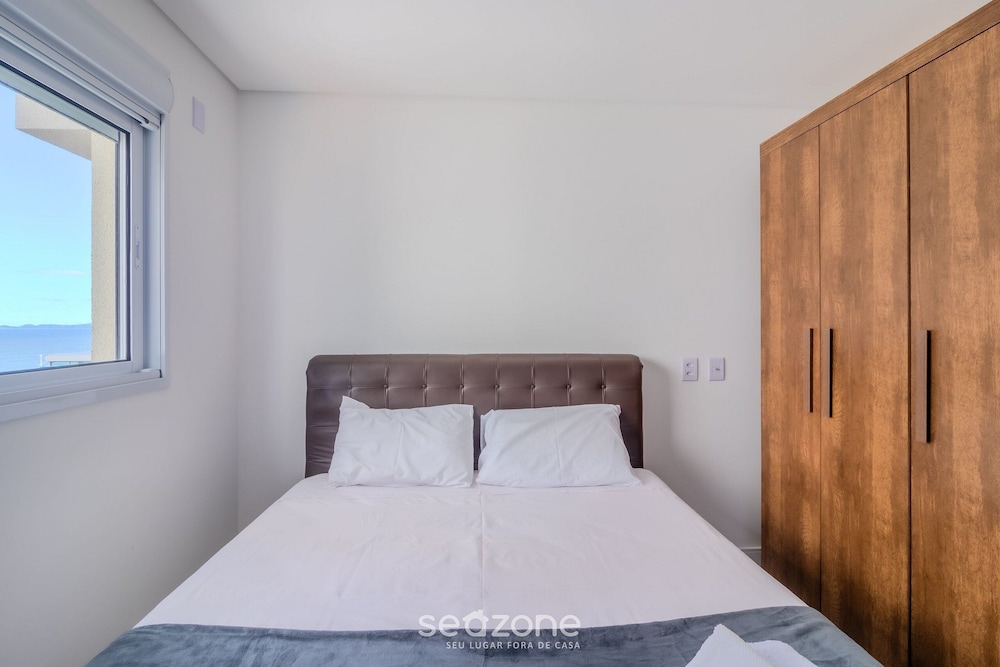SHC - Condominium With Pool 50m From the Beach in Picarras