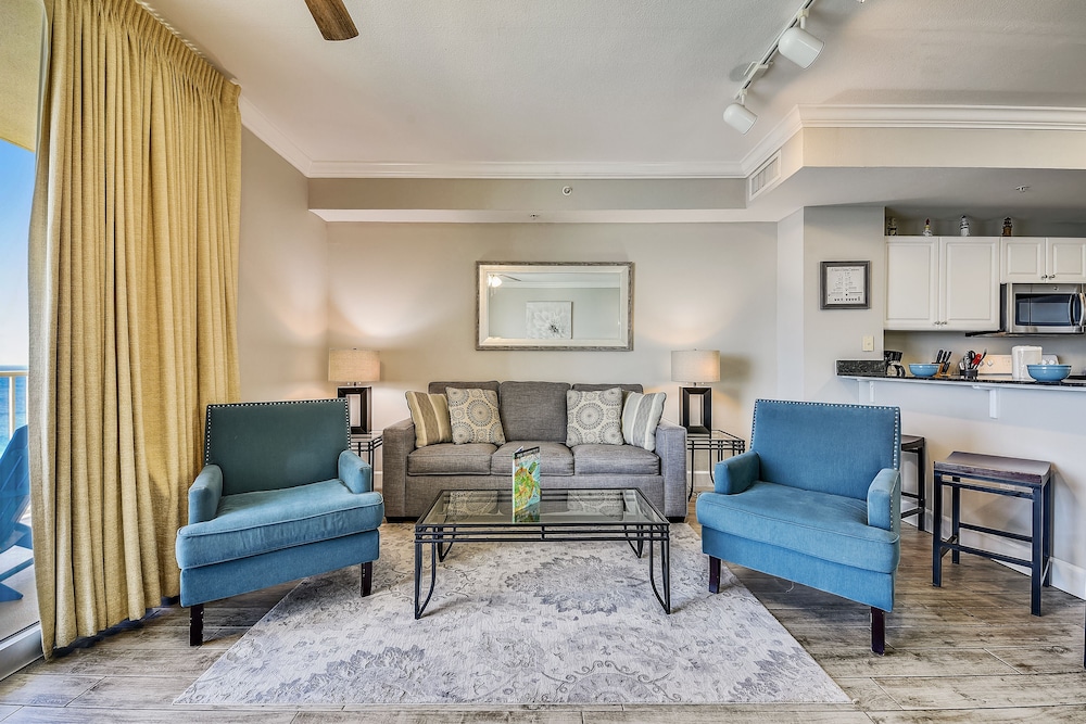 Tidewater by Book That Condo