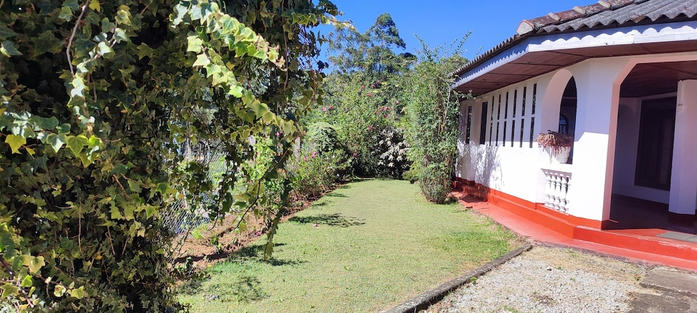 Andrews Hostel