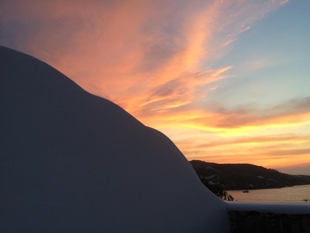 Aelia Mykonos