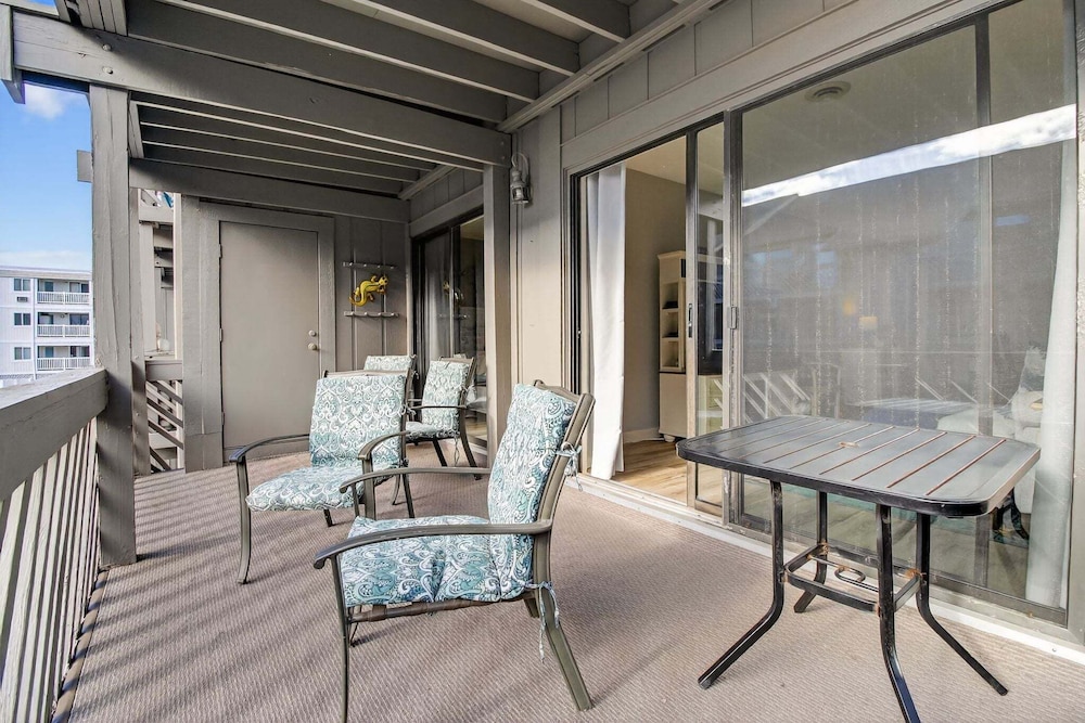 Ocean View Condominium 2 Bedroom Condo