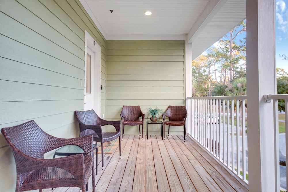 Laguna Breeze Unit C