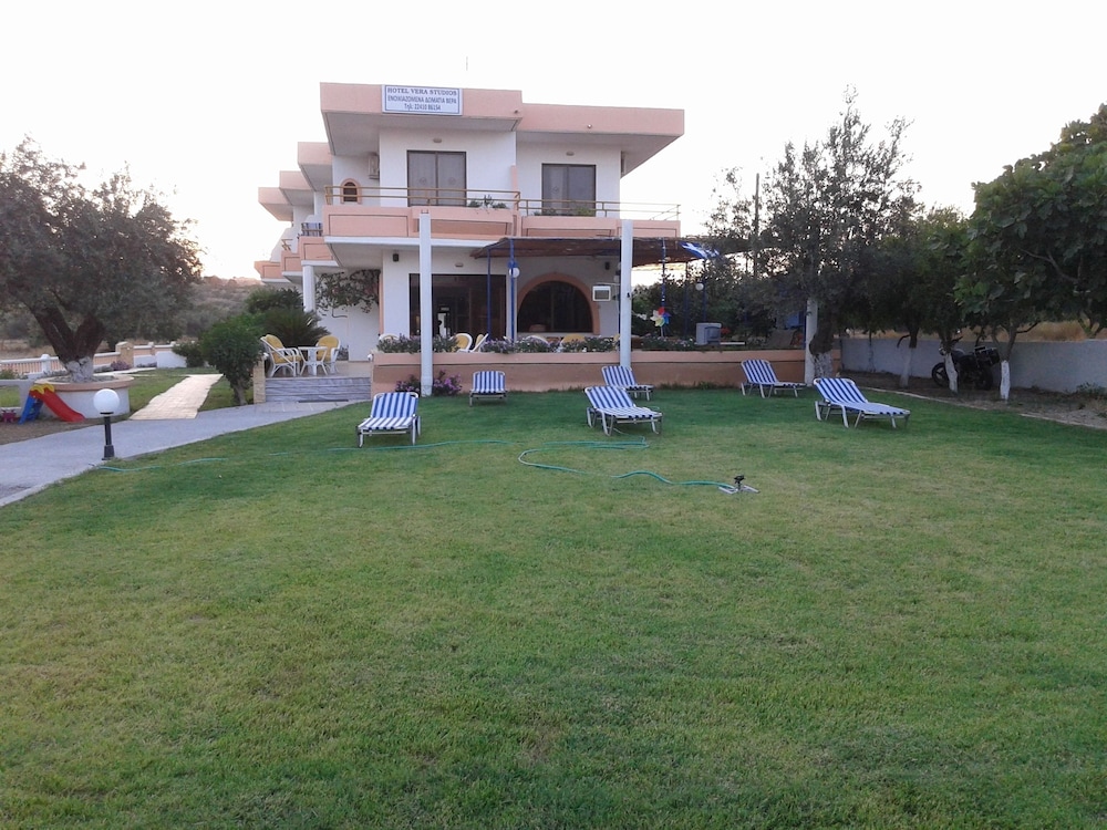 Vera Studios