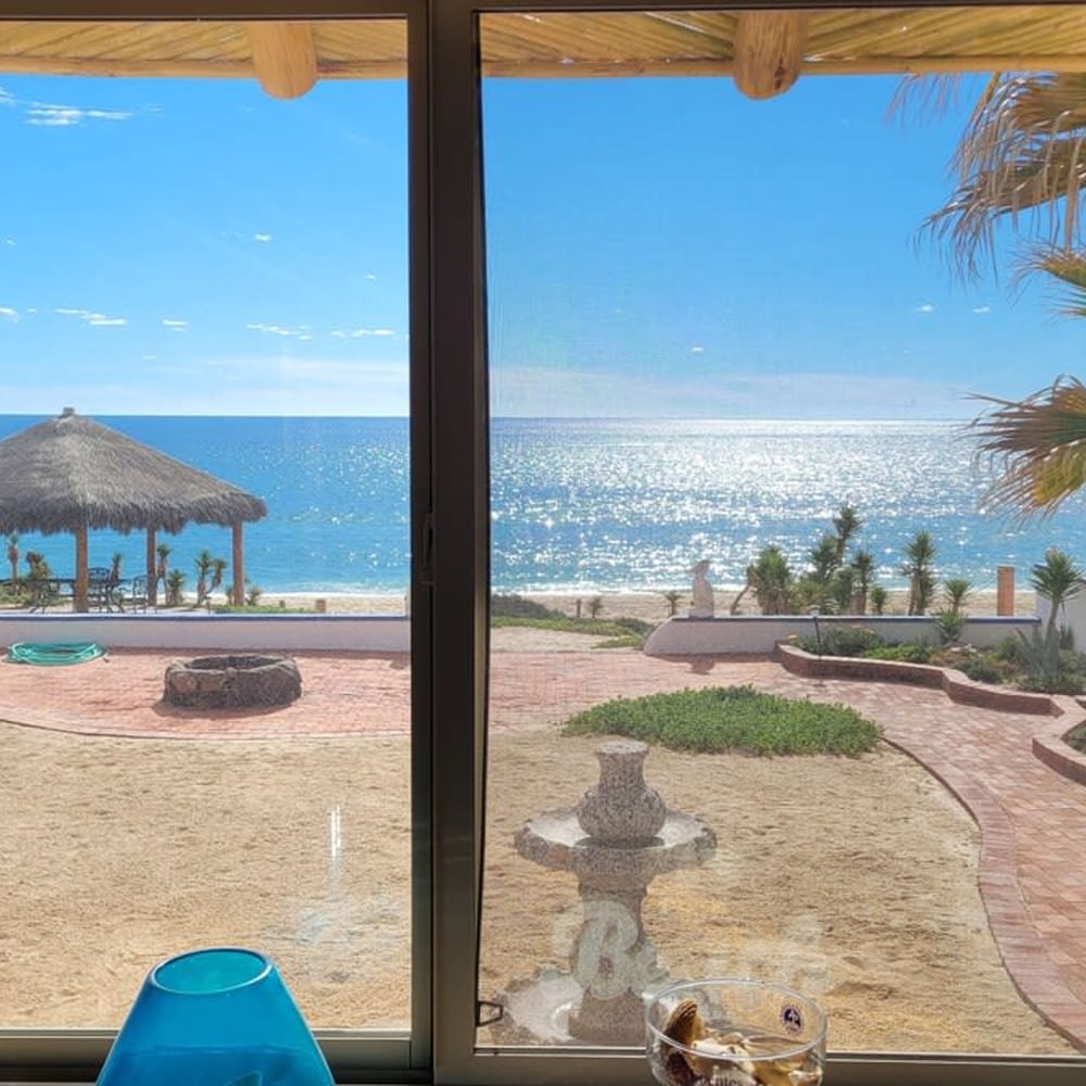 Casa Evita 3 Bedroom Beachfront Home
