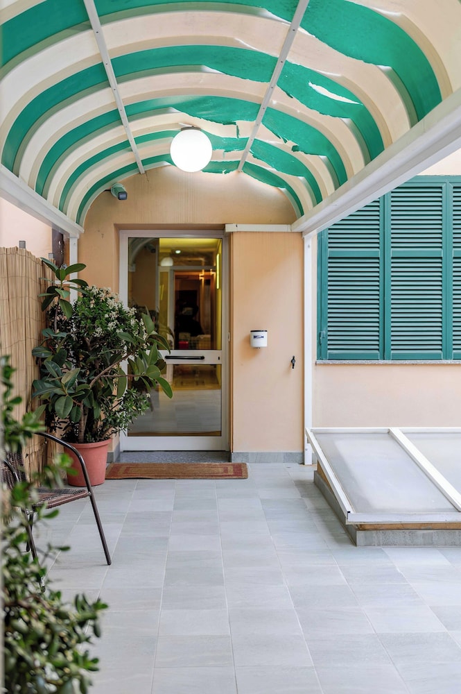 Hotel Serenity in Ventimiglia