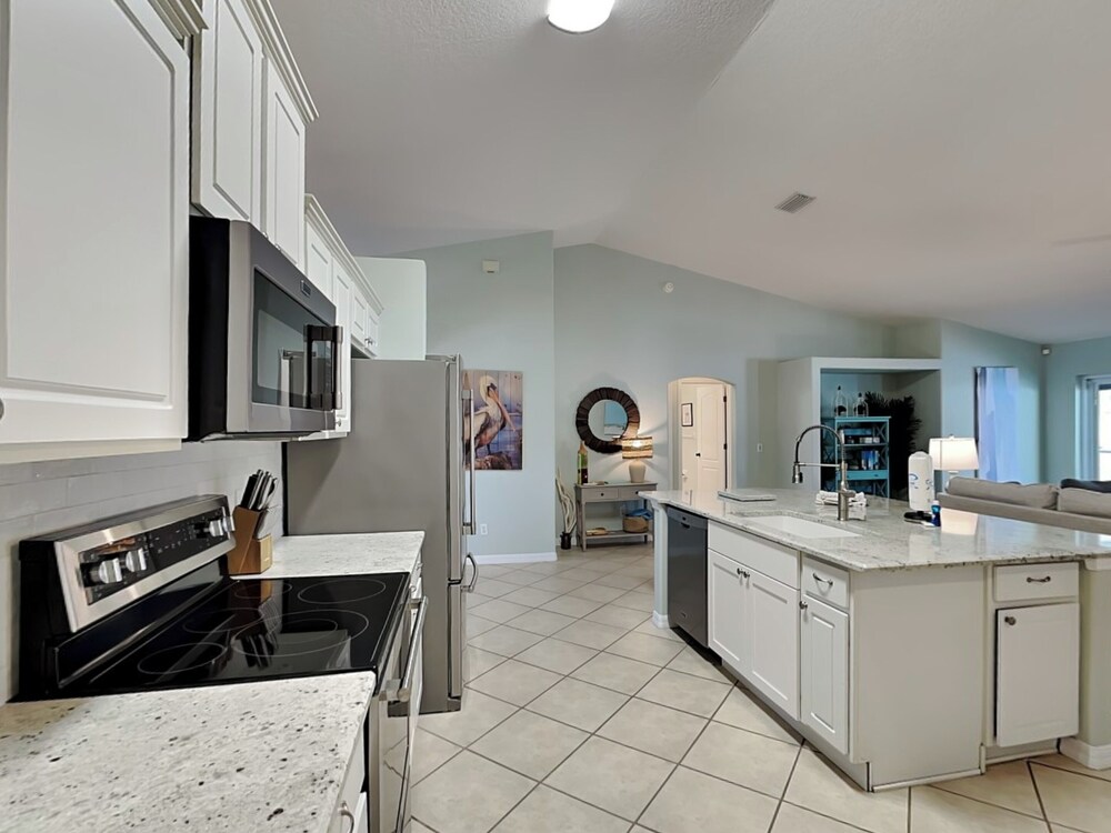 Endless Summer by Distinctive Beach Rentals