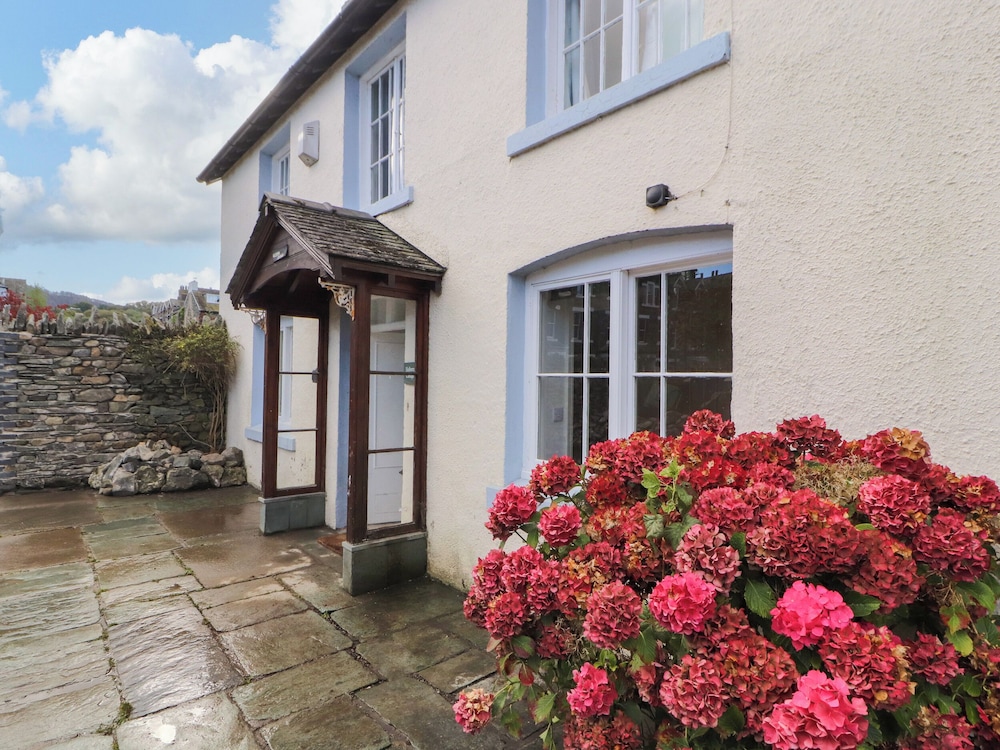 Holborn Cottage, Blencathra Street