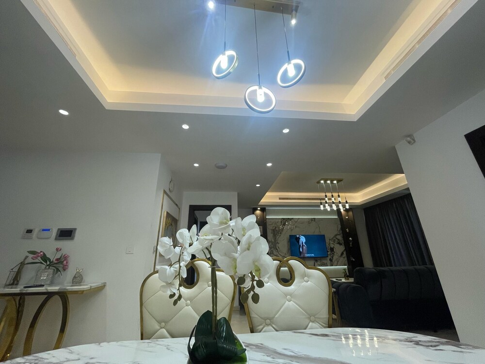 2beroom Apartments in Eko Atlantic City