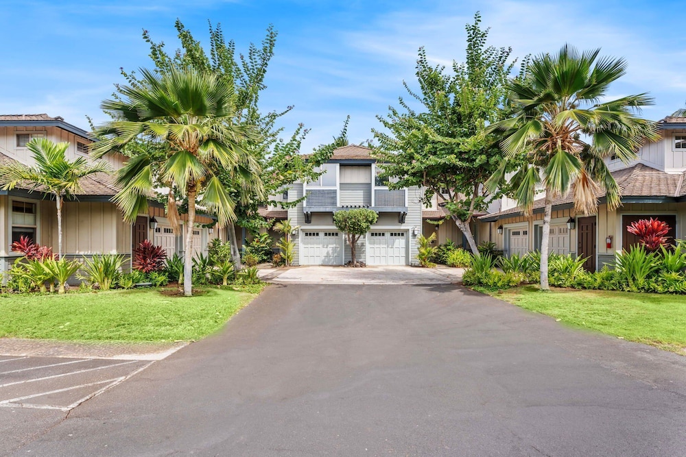 Updated Unit - Perfect Location - Vrkcv