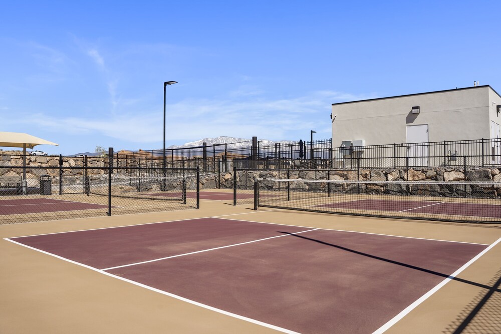 Sand Hollow Skyline 4 Bedroom Townhouse