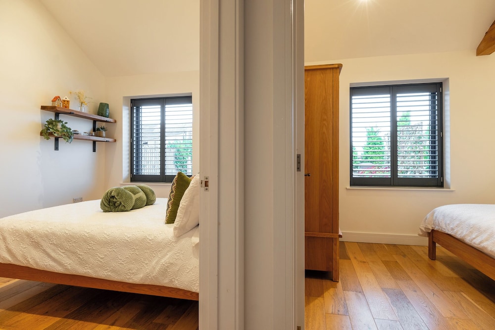 Beautiful 2 Bedroom Barn in Cerney Wick